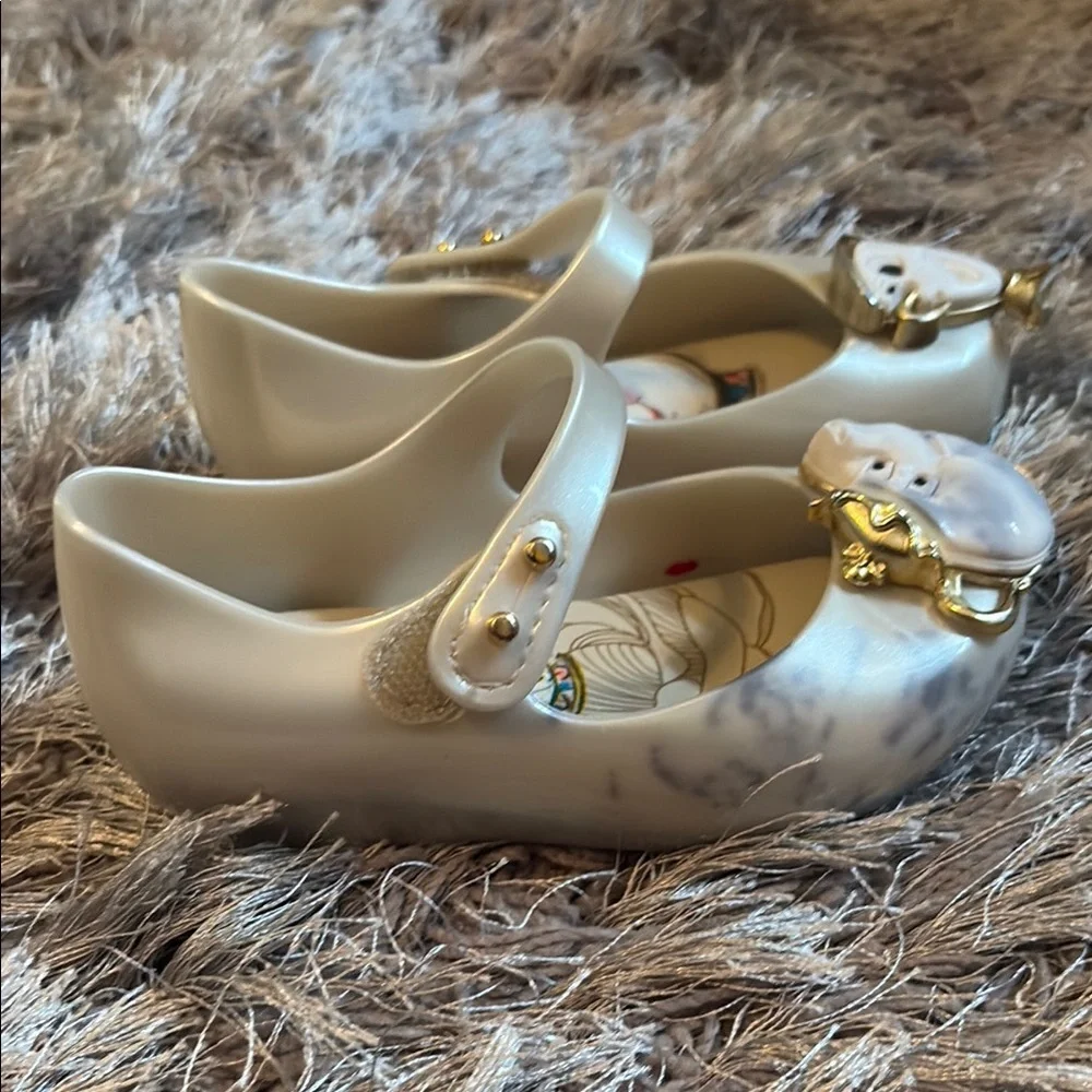 Mini Melissa Cream Dress Shoes with Cat Design